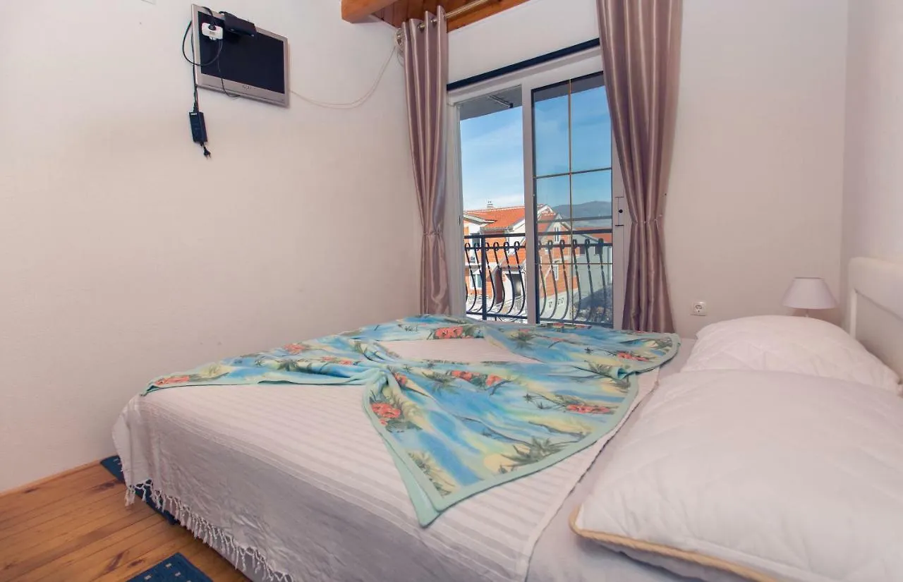 Apartments Marino Трогир 0*,