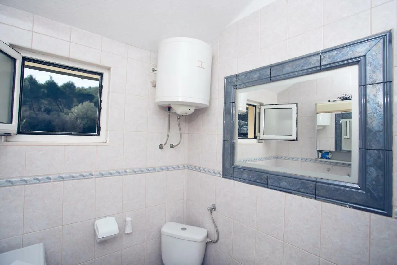 Apartments Marino Трогир